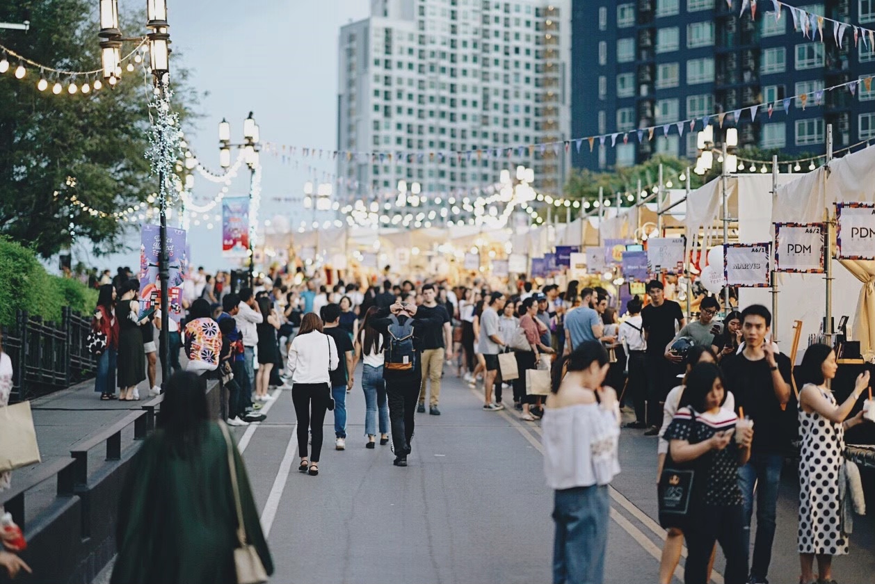 Shop Winter Market Fest