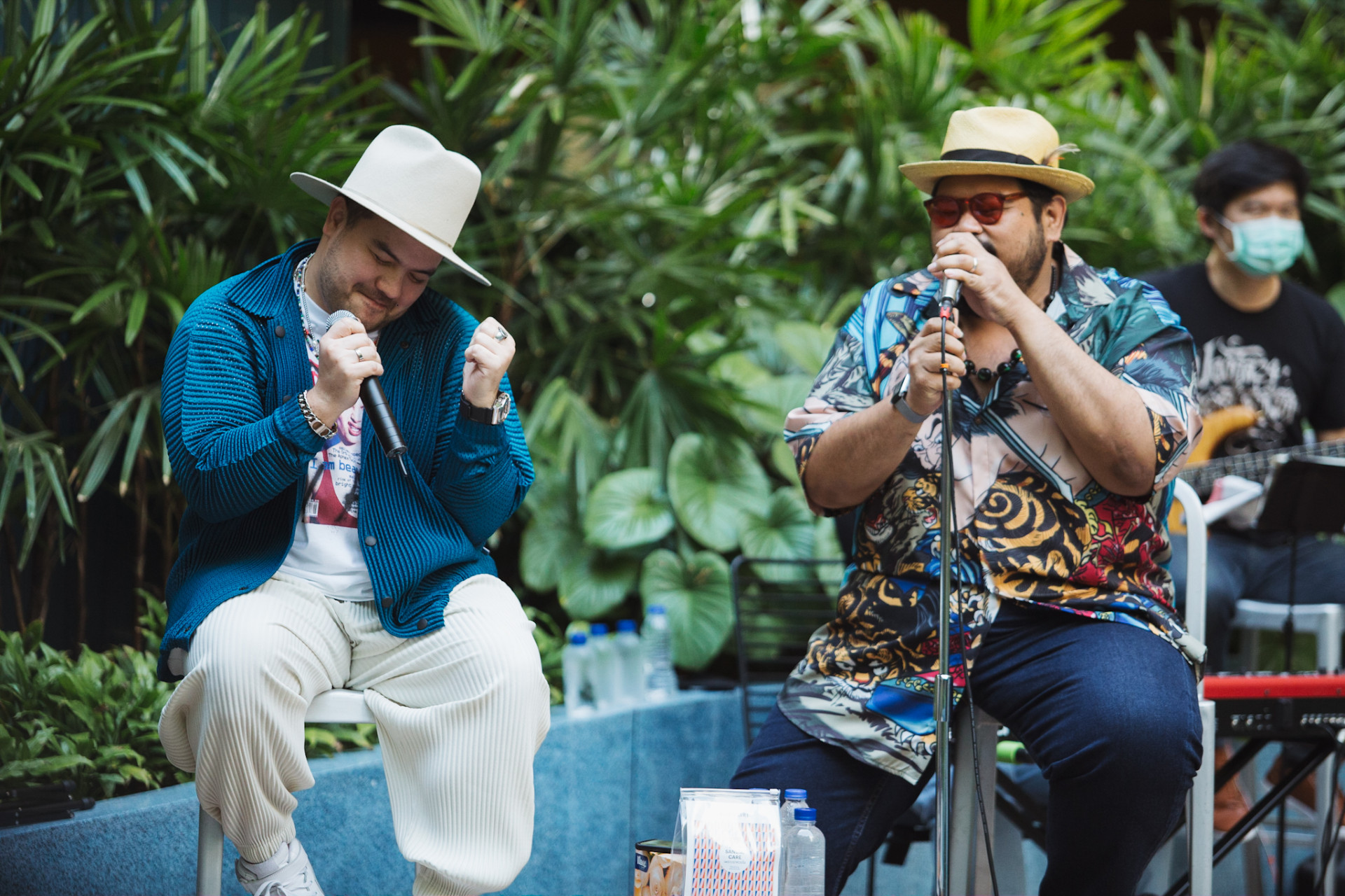 โอ๊ต ปราโมทย์ - ป๊อบ ปองกูล เดอะ เบส สุขุมวิท 50