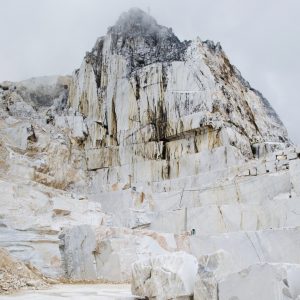 white carrara sansiriหินอ่อนแสนสิริ-sansiri-marble-หินอ่อน-Sansiri Luxury Collection-98Wireless-stauario