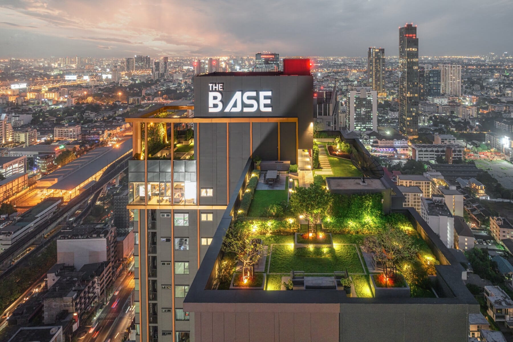 TheBasePetchburiThonlor_เดอะเบสเพชรบุรีทองหล่อ_condo-คอนโด