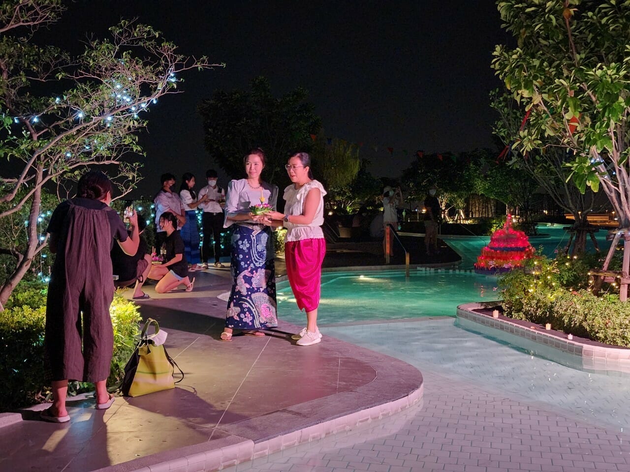 ลอยกระทง 8 พย 65-วันลอยกระทง