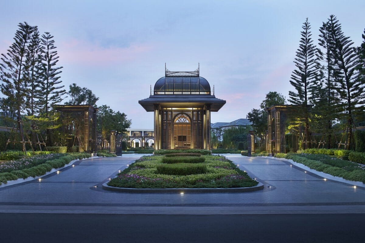 Baan Sansiri Pattanakarn-Clubhouse-Exterior-บ้านแสนสิริพัฒนาการ-Sansiri Luxury Collection